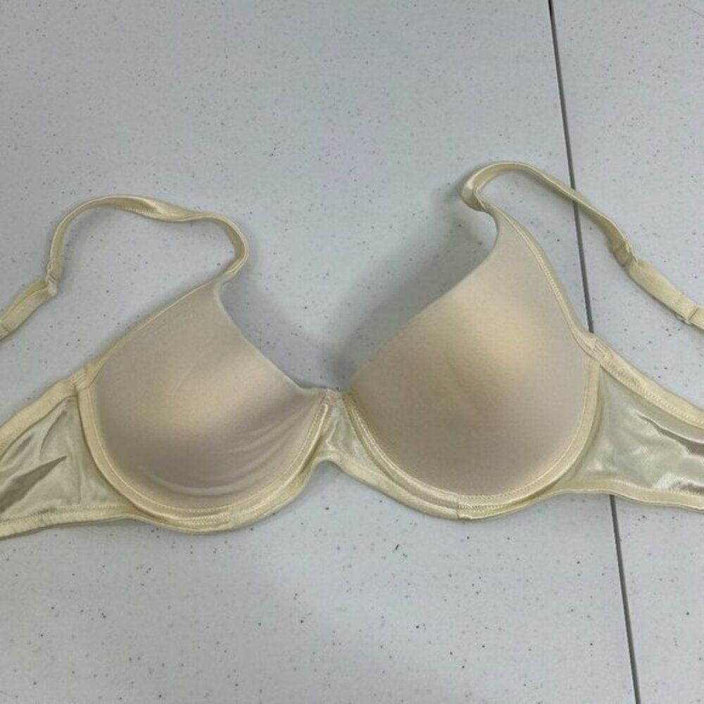 Victoria Secret 34C‎ Off White Ivory Push Up Underwire Solid Everyday